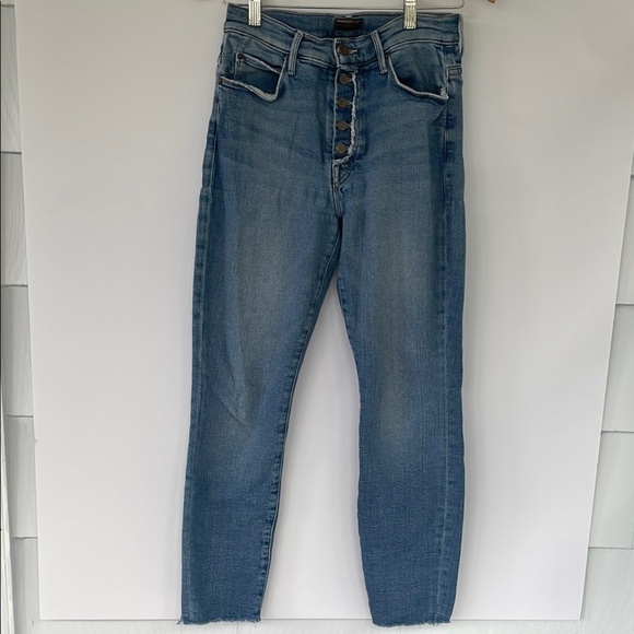 MOTHER The Fly Cut Stunner Ankle Fray Night On a Shiny White Vespa Blue Jeans 26 - Picture 3 of 17